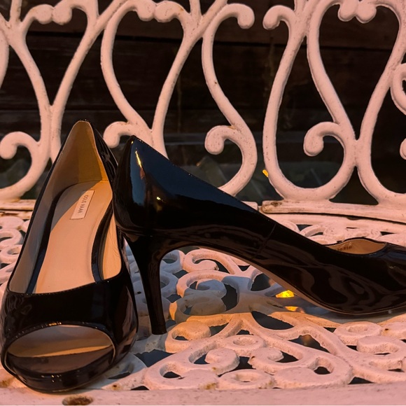 Black Patent Pumps. Peep toe. - Picture 1 of 8
